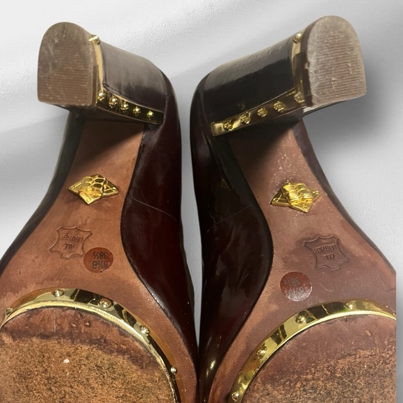 BCBGMAXAZRIA Studded Patent Leather Block Heel Pumps | Burgundy | 38.5 - Picture 7 of 7